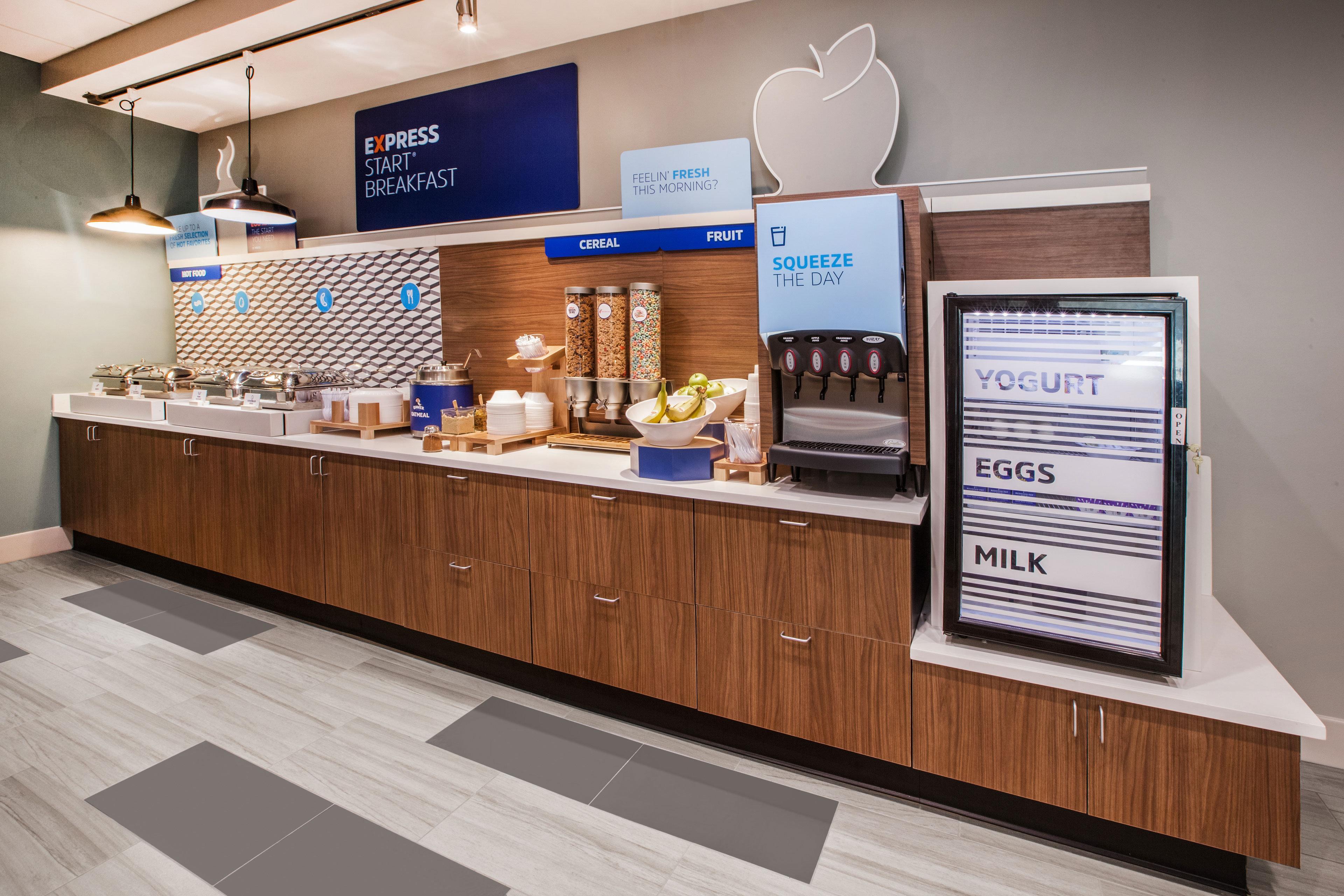 Hilton Garden Inn דנטון מראה חיצוני תמונה