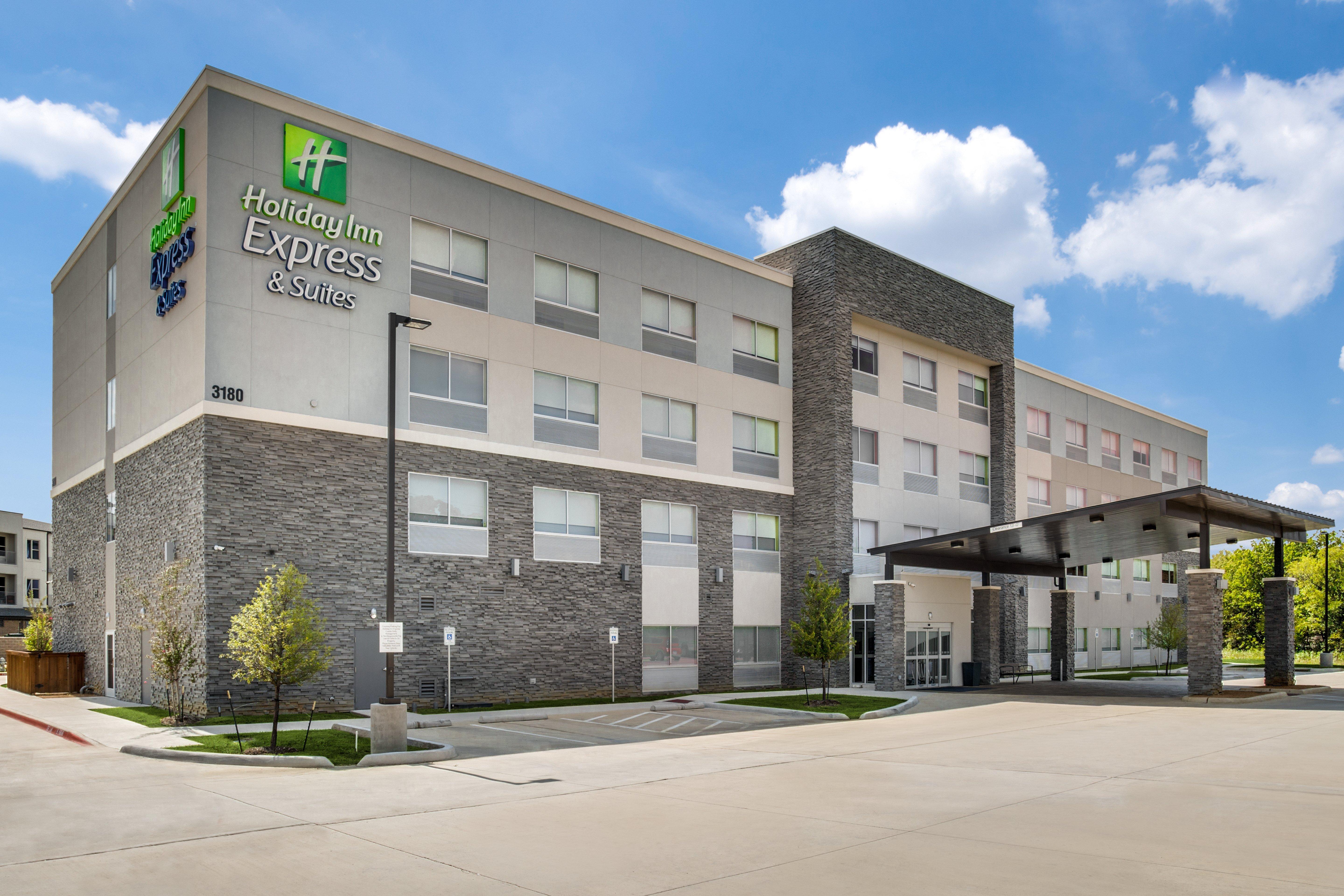 Hilton Garden Inn דנטון מראה חיצוני תמונה