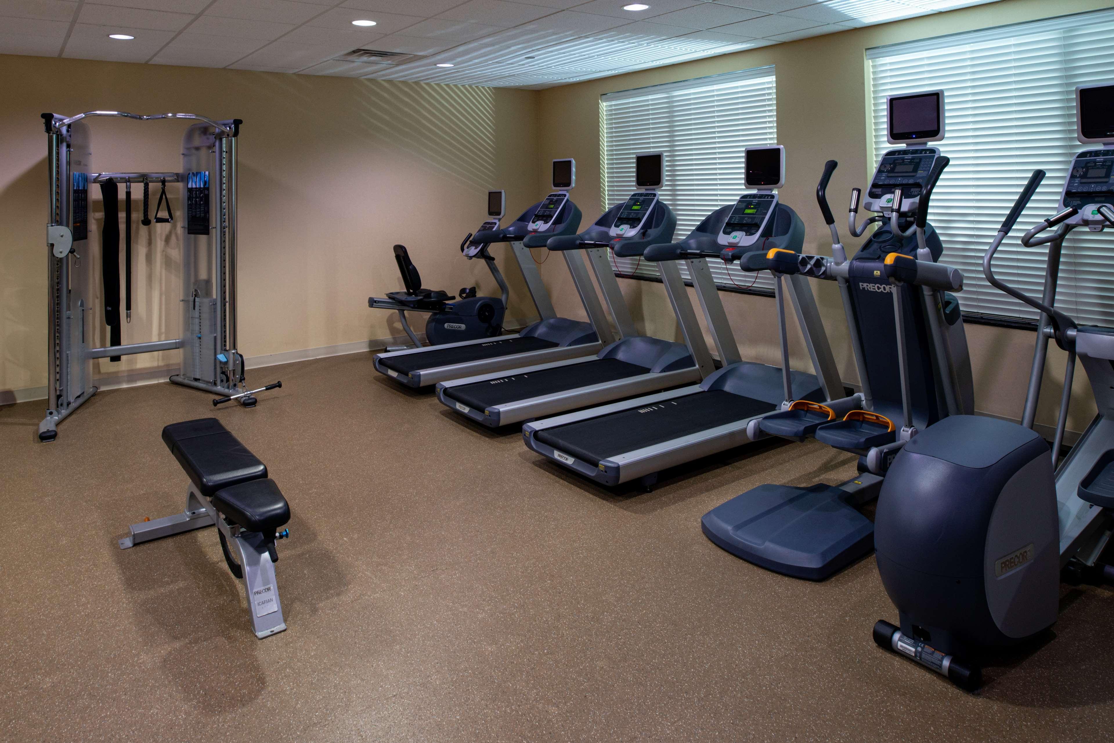 Hilton Garden Inn דנטון מראה חיצוני תמונה