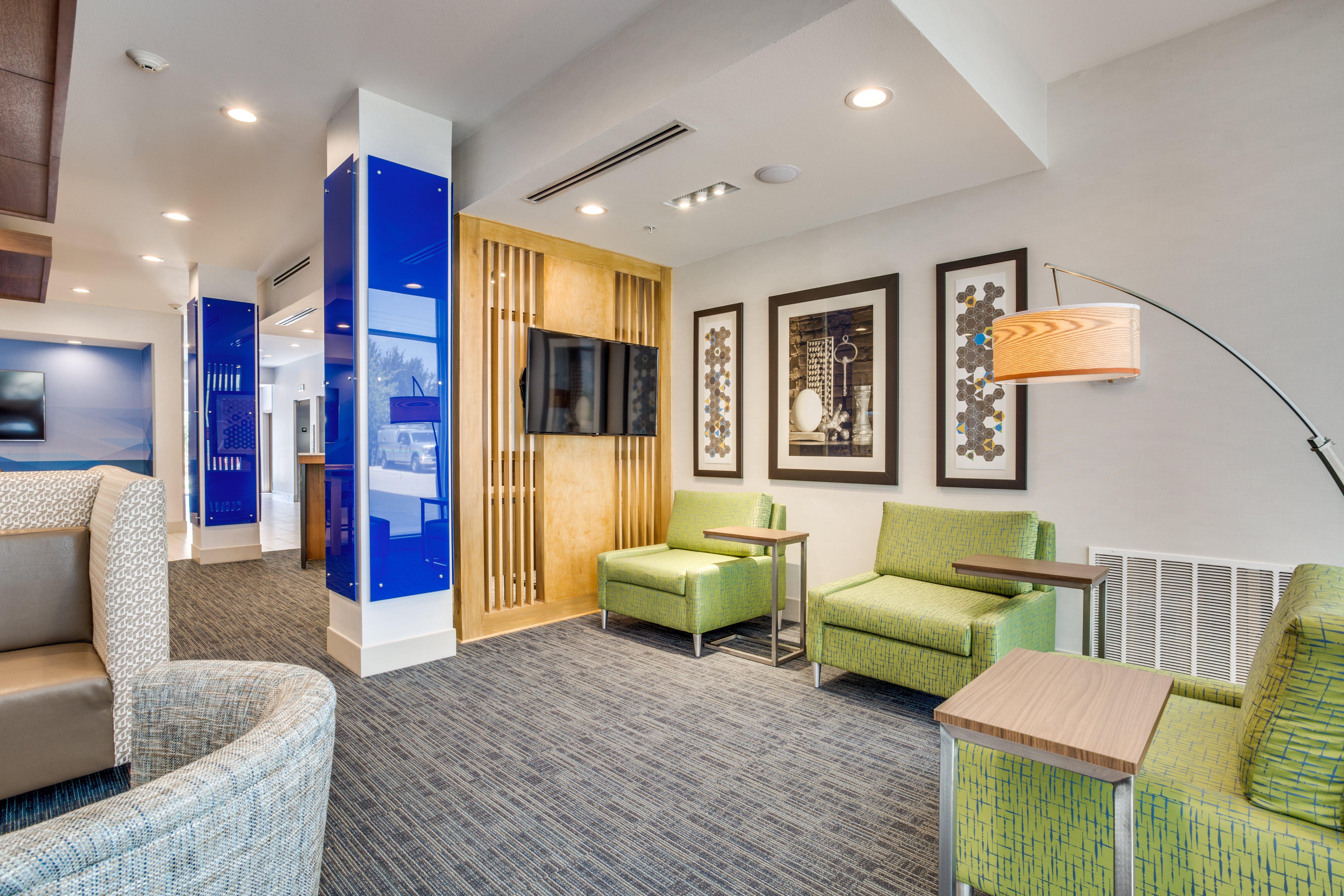 Hilton Garden Inn דנטון מראה חיצוני תמונה