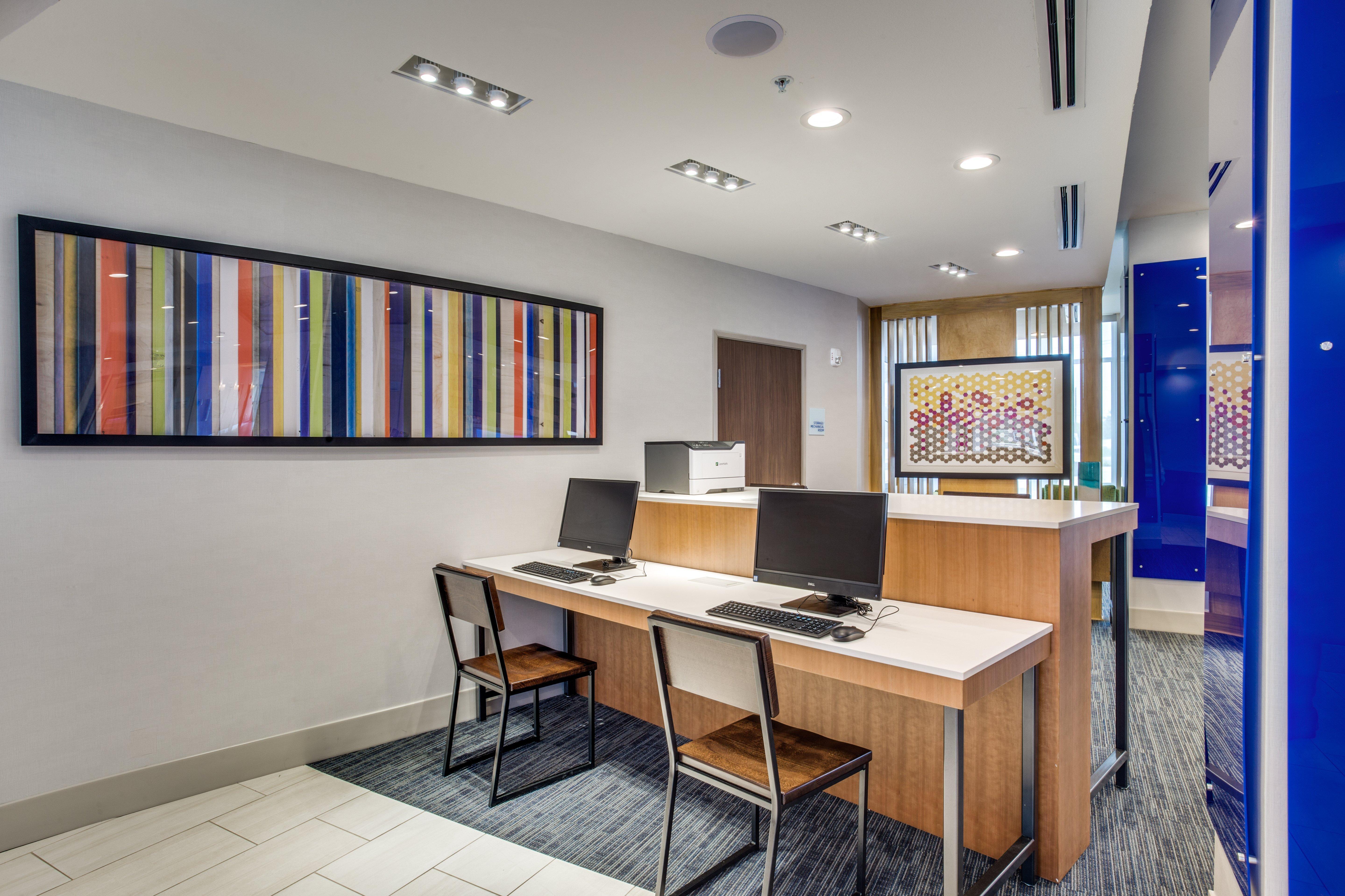 Hilton Garden Inn דנטון מראה חיצוני תמונה