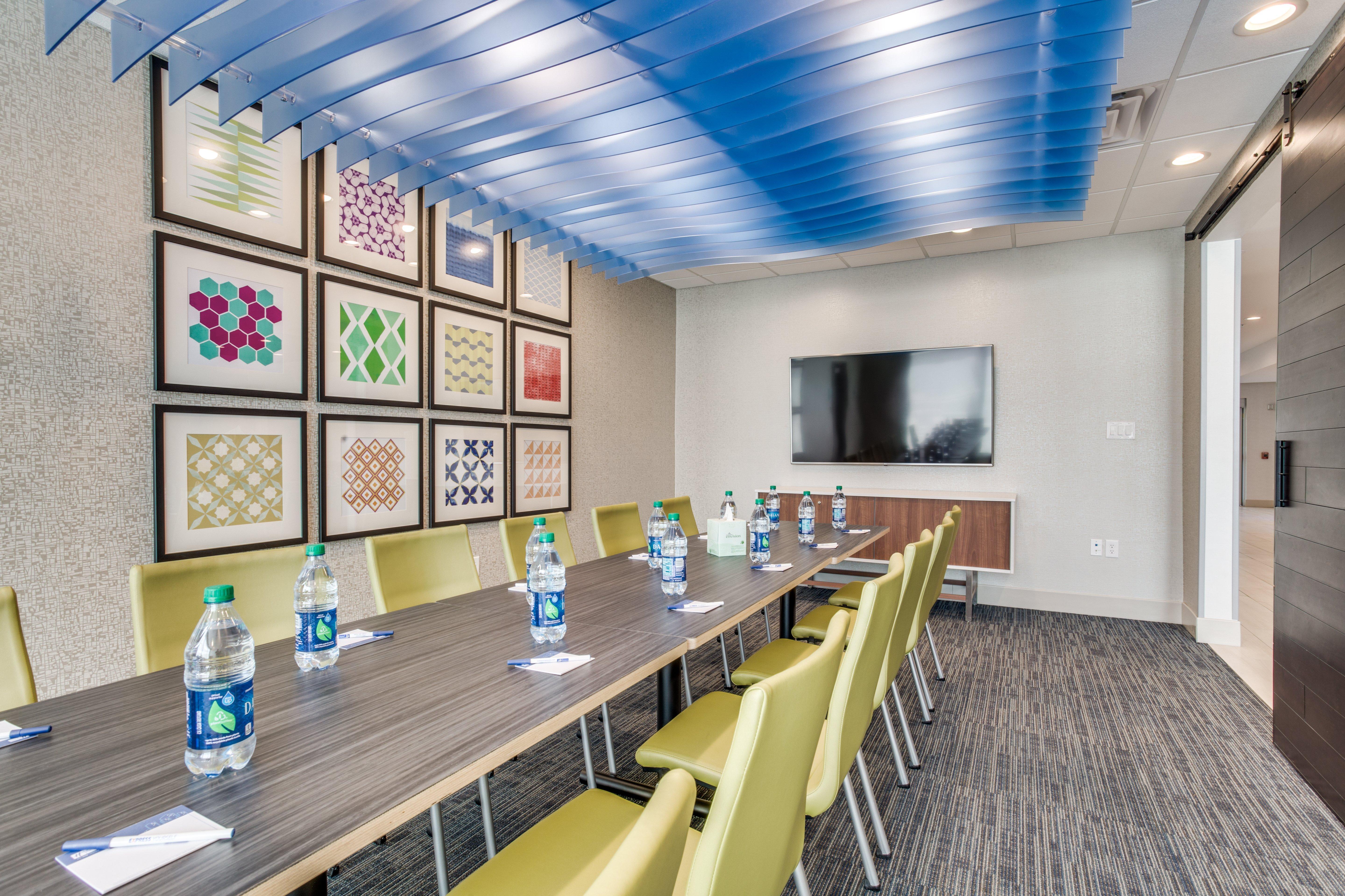 Hilton Garden Inn דנטון מראה חיצוני תמונה