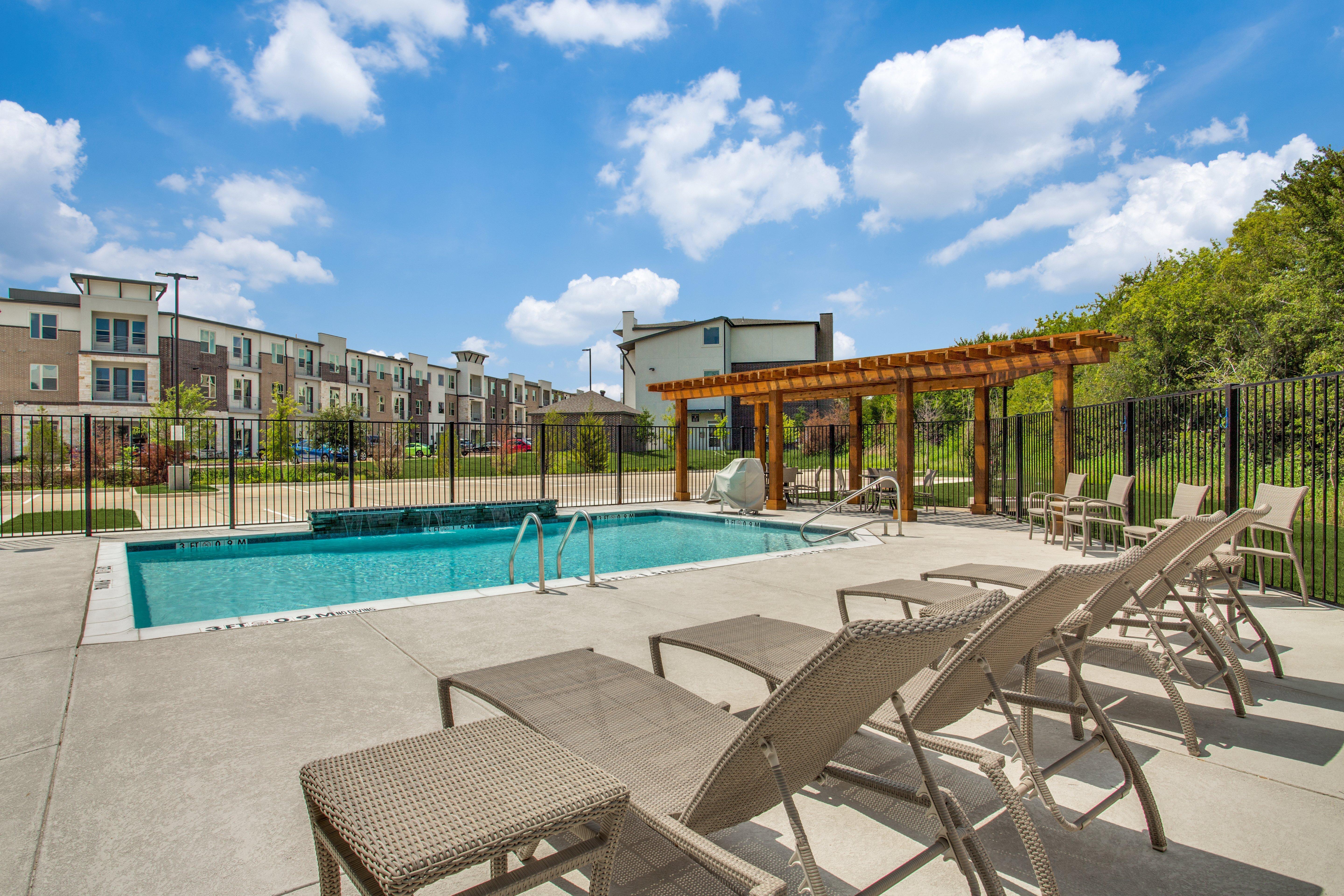 Hilton Garden Inn דנטון מראה חיצוני תמונה