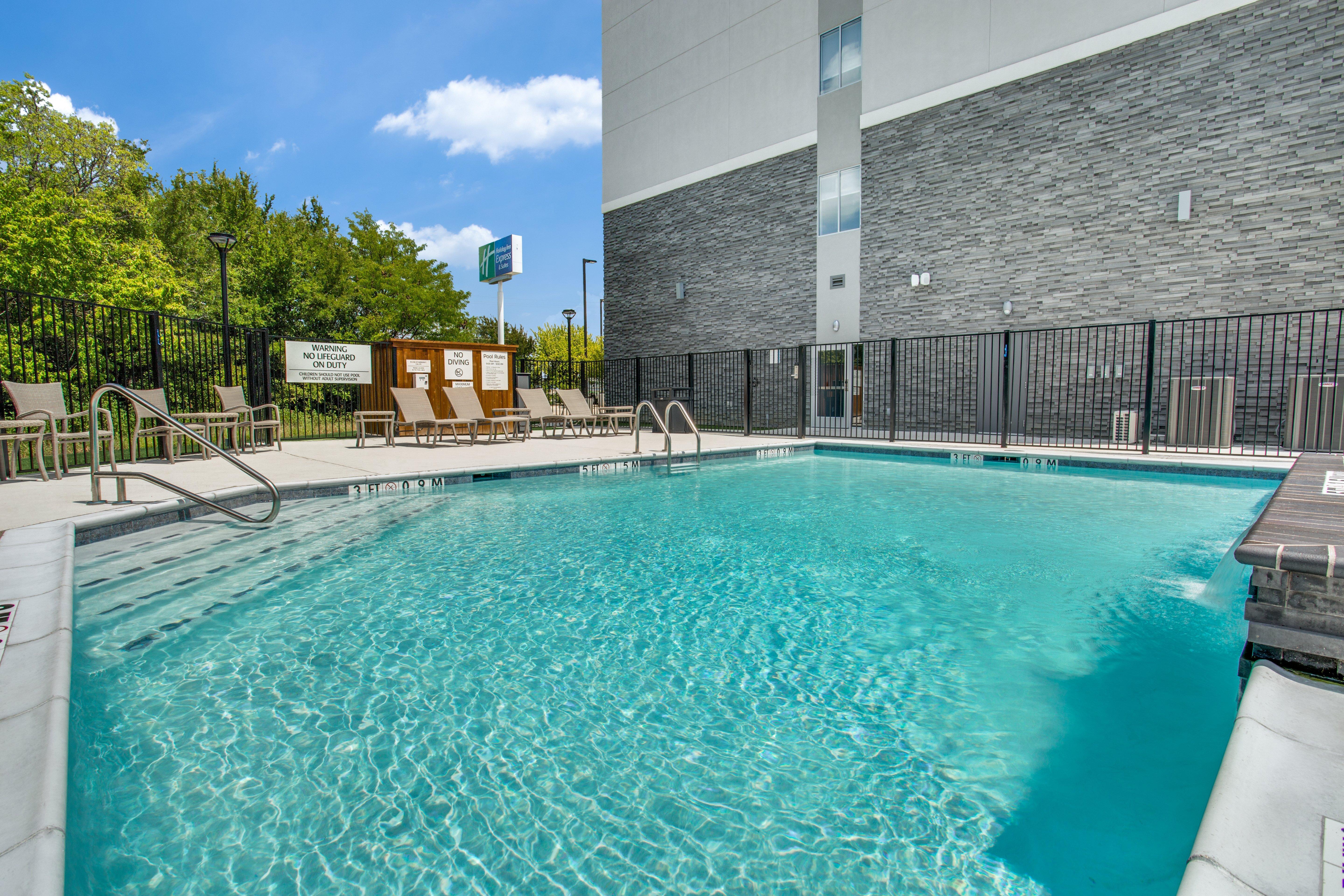 Hilton Garden Inn דנטון מראה חיצוני תמונה